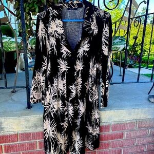 Awesome duster or jacket. Beautiful fit and print!